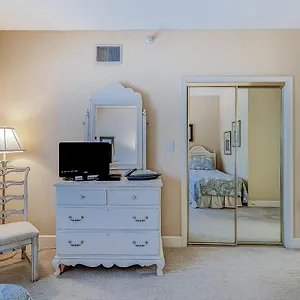 Windsor Ii 2317 Apartment